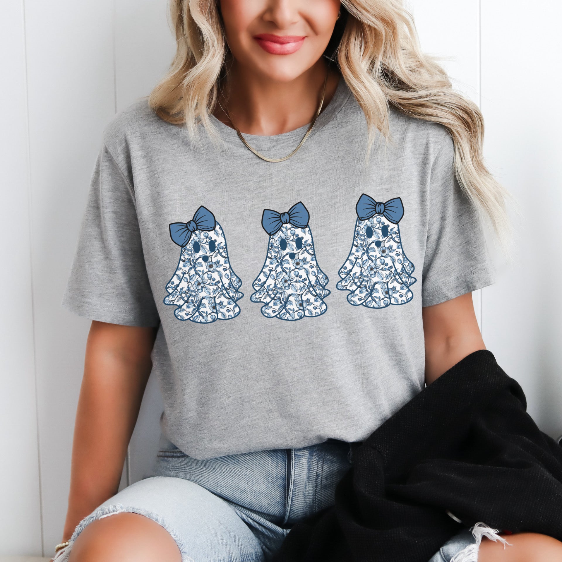 Trio Blue Floral Ghosts tee