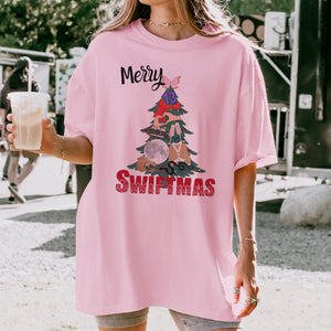 Merry Swiftmas tree Pink tee