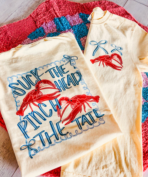 Such the head pinch the tail front back tee