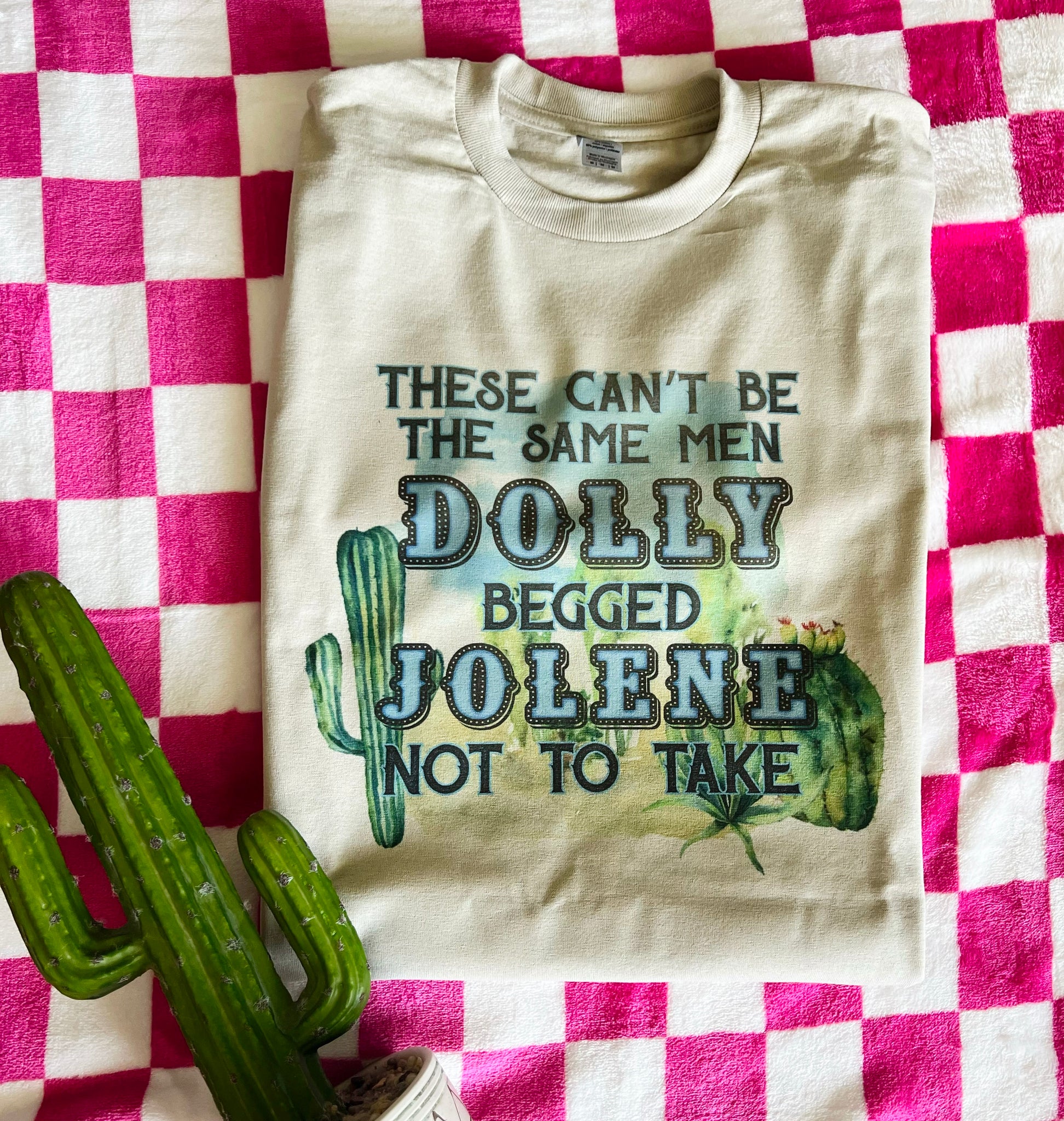 Can’t be the same men Dolly tee