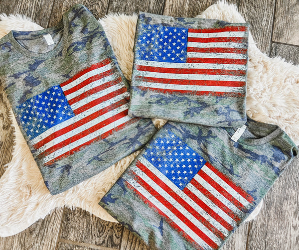 Vintage camo flag tee
