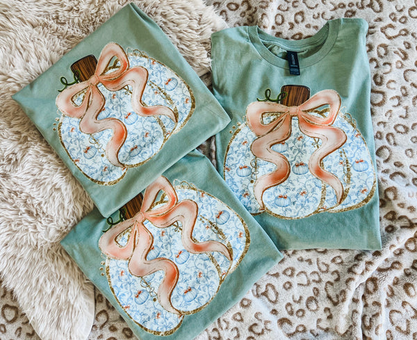 Blue floral Pumpkin - Sage tees