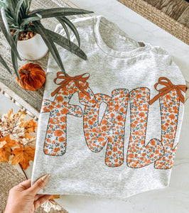 Floral Fall Bow ash tee