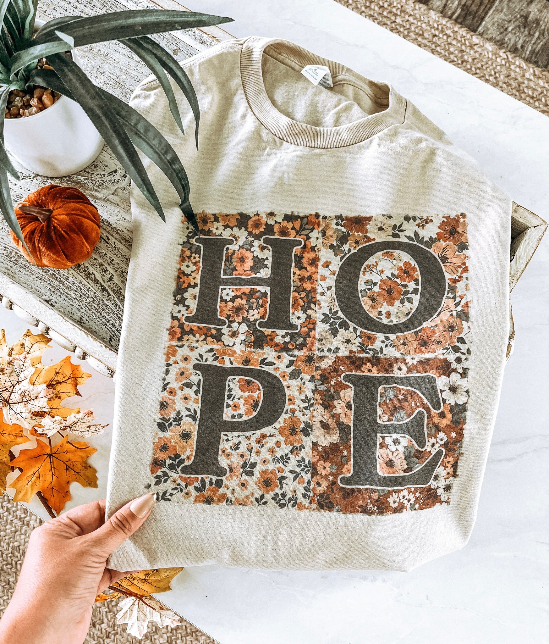 Hope Floral Boxes tan tee