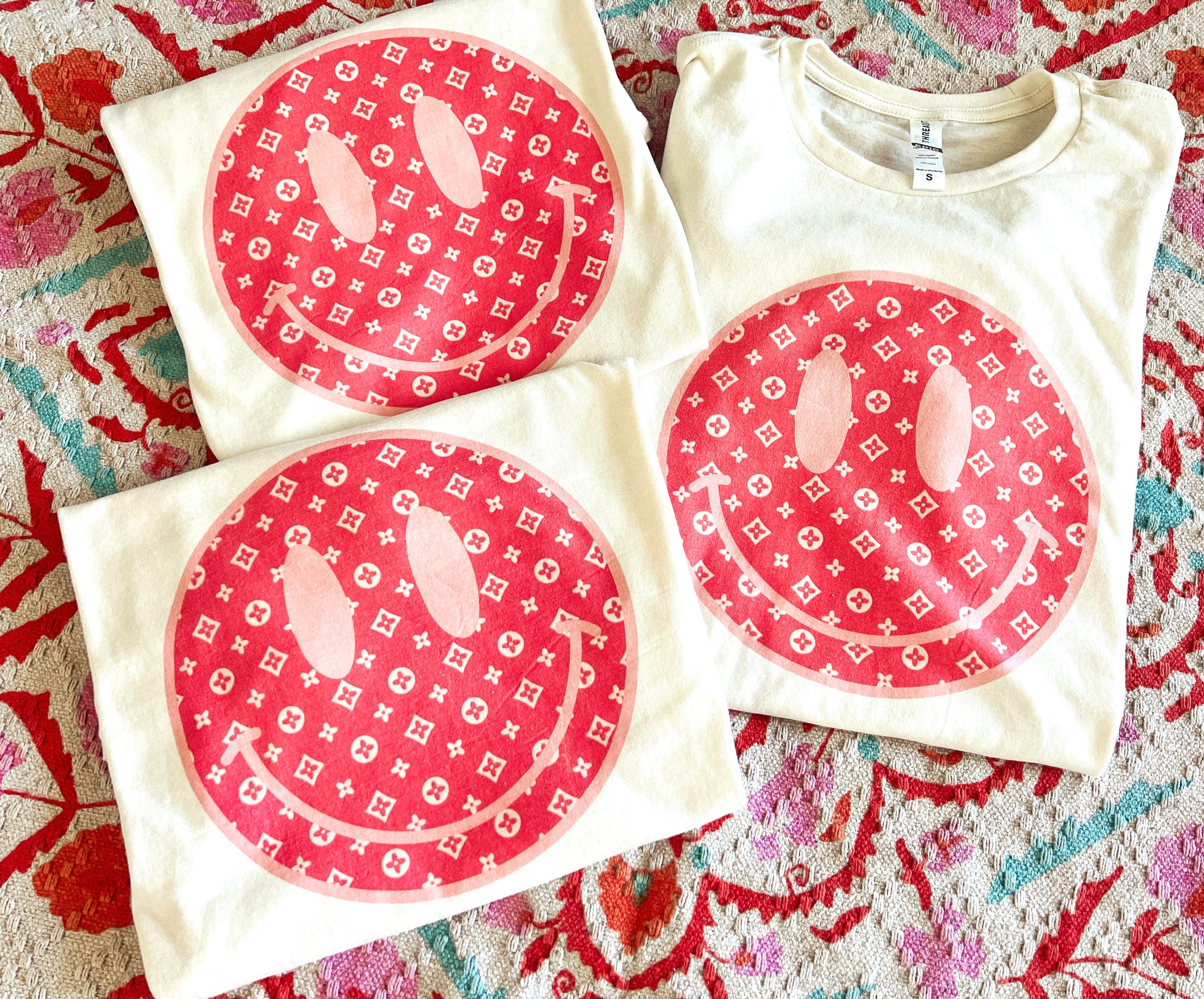 Boujee Smiley cute tee