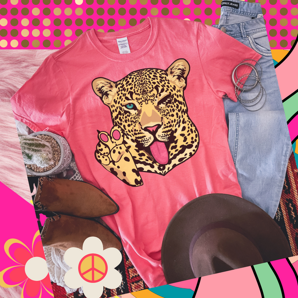 Winking leopard tee