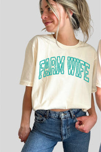 Farm wife tee