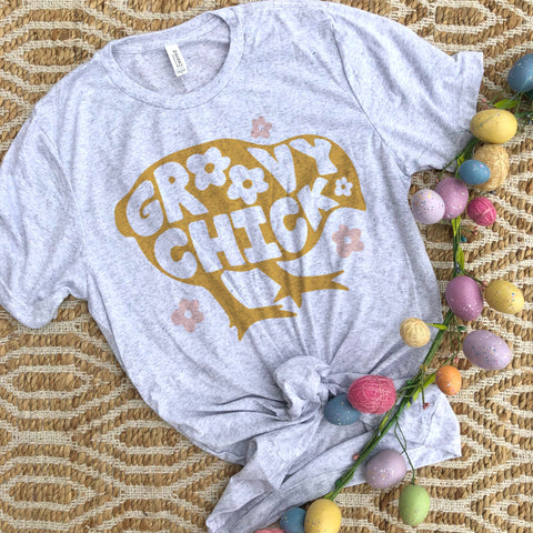 Groovy Chick 🐥 tee