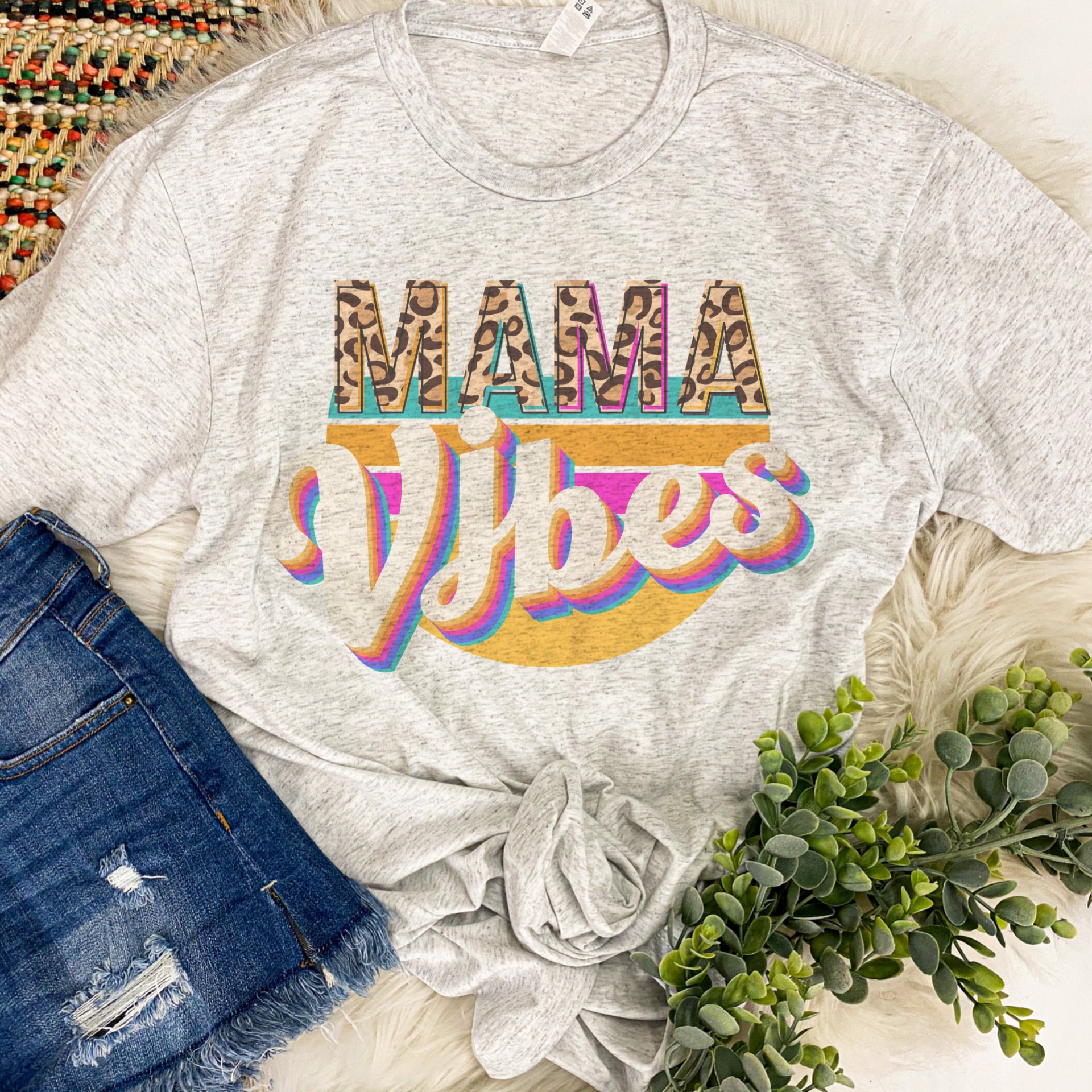 Mama vibes tee