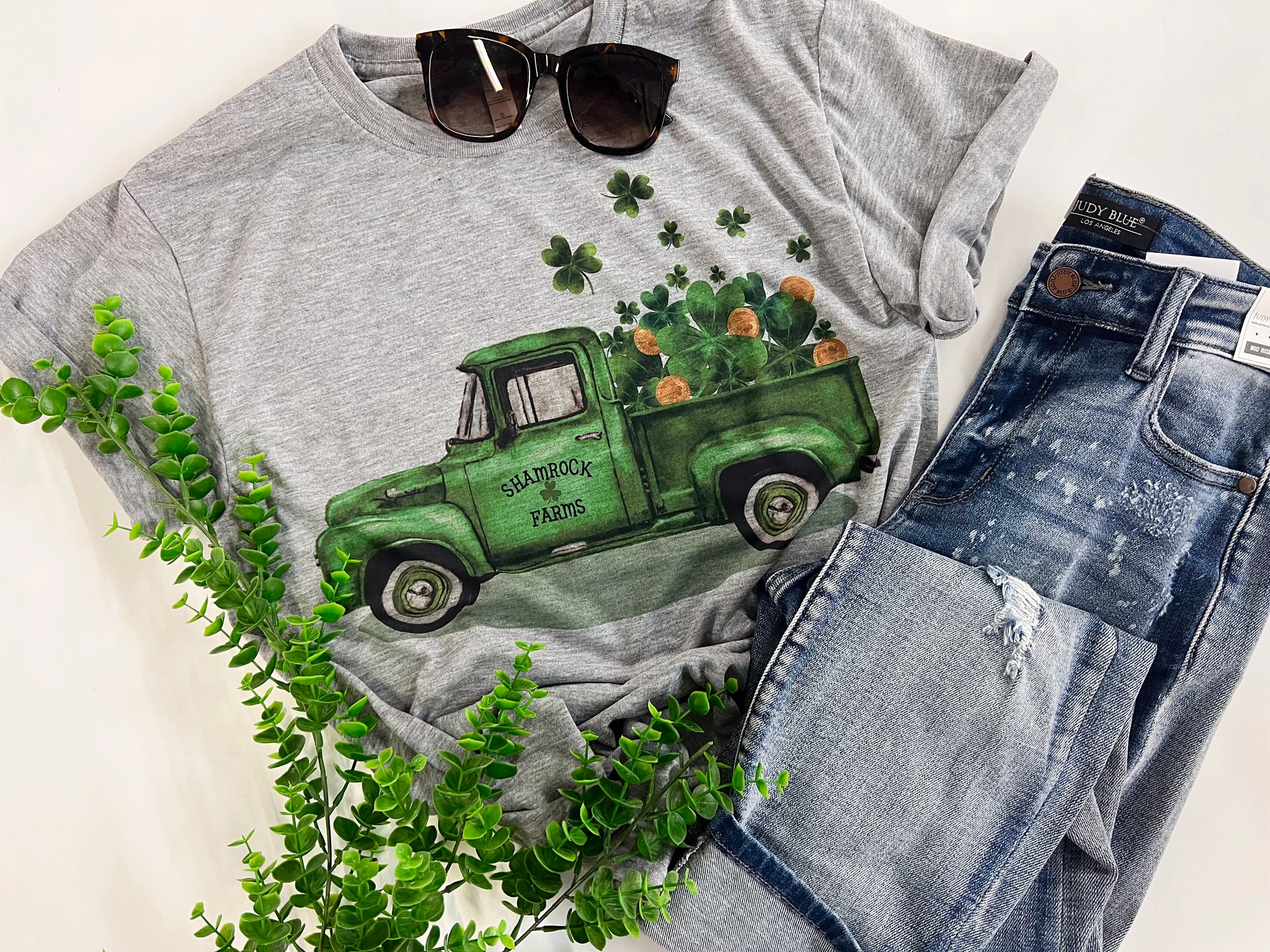 Lucky clover 🍀 truck tee