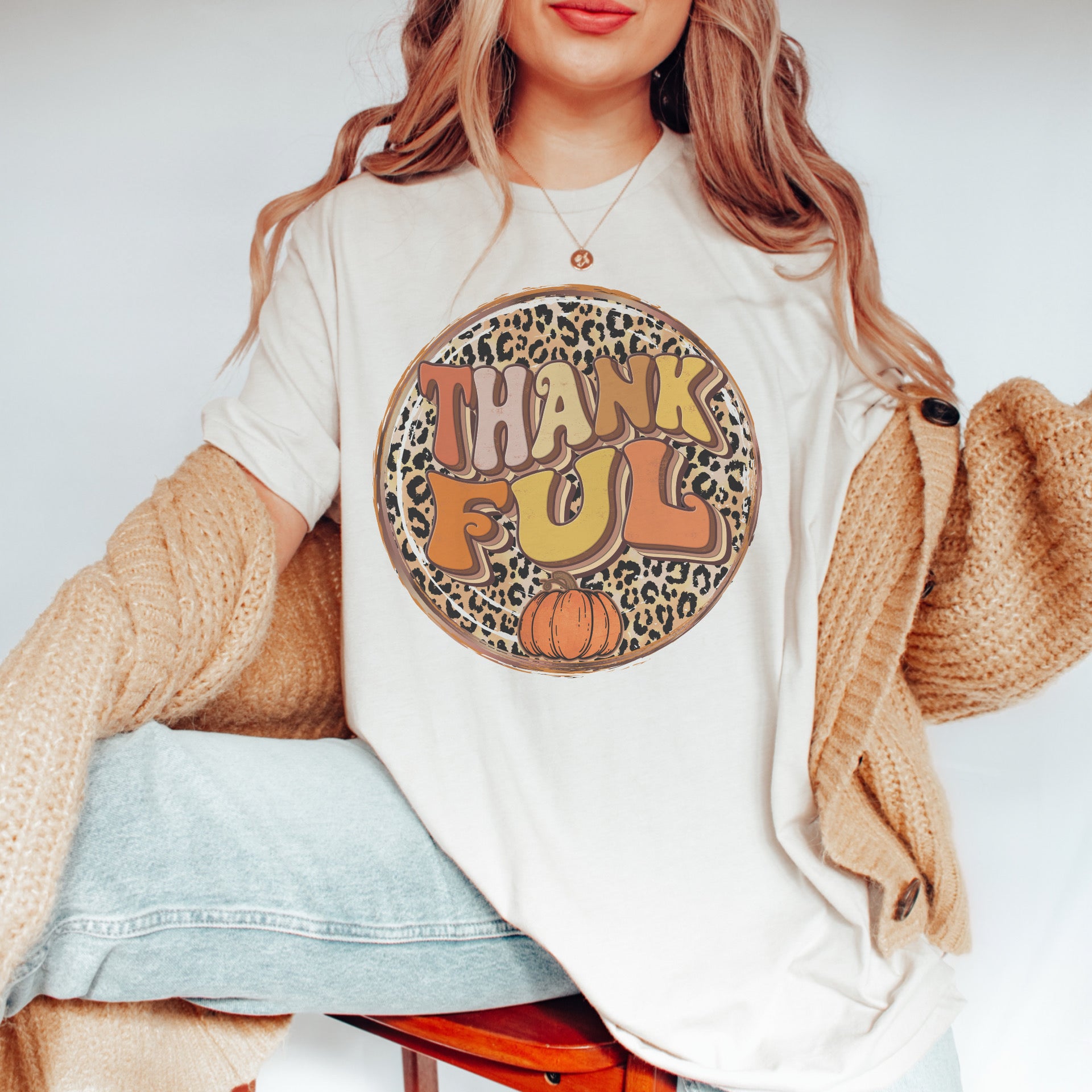 Thankful Leopard Circle tee