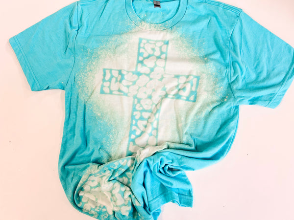 Dainty bleached leopard cross tees