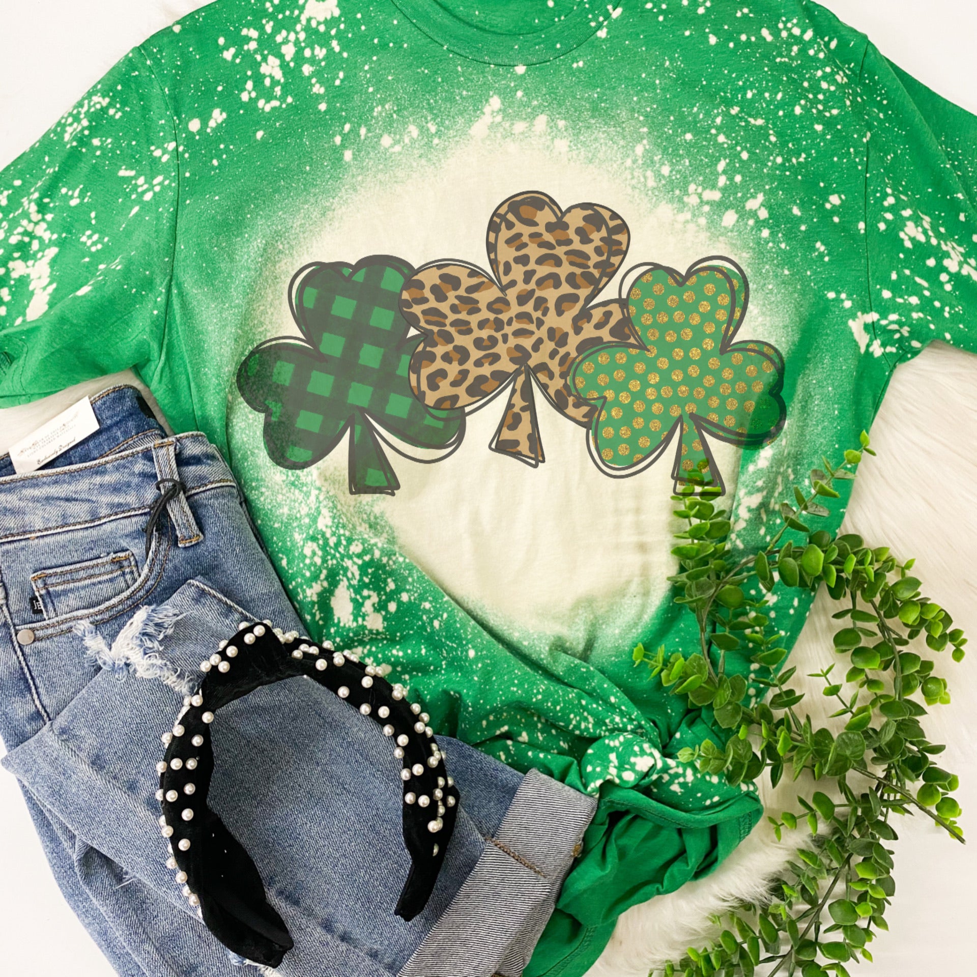 Triple cute clover tee