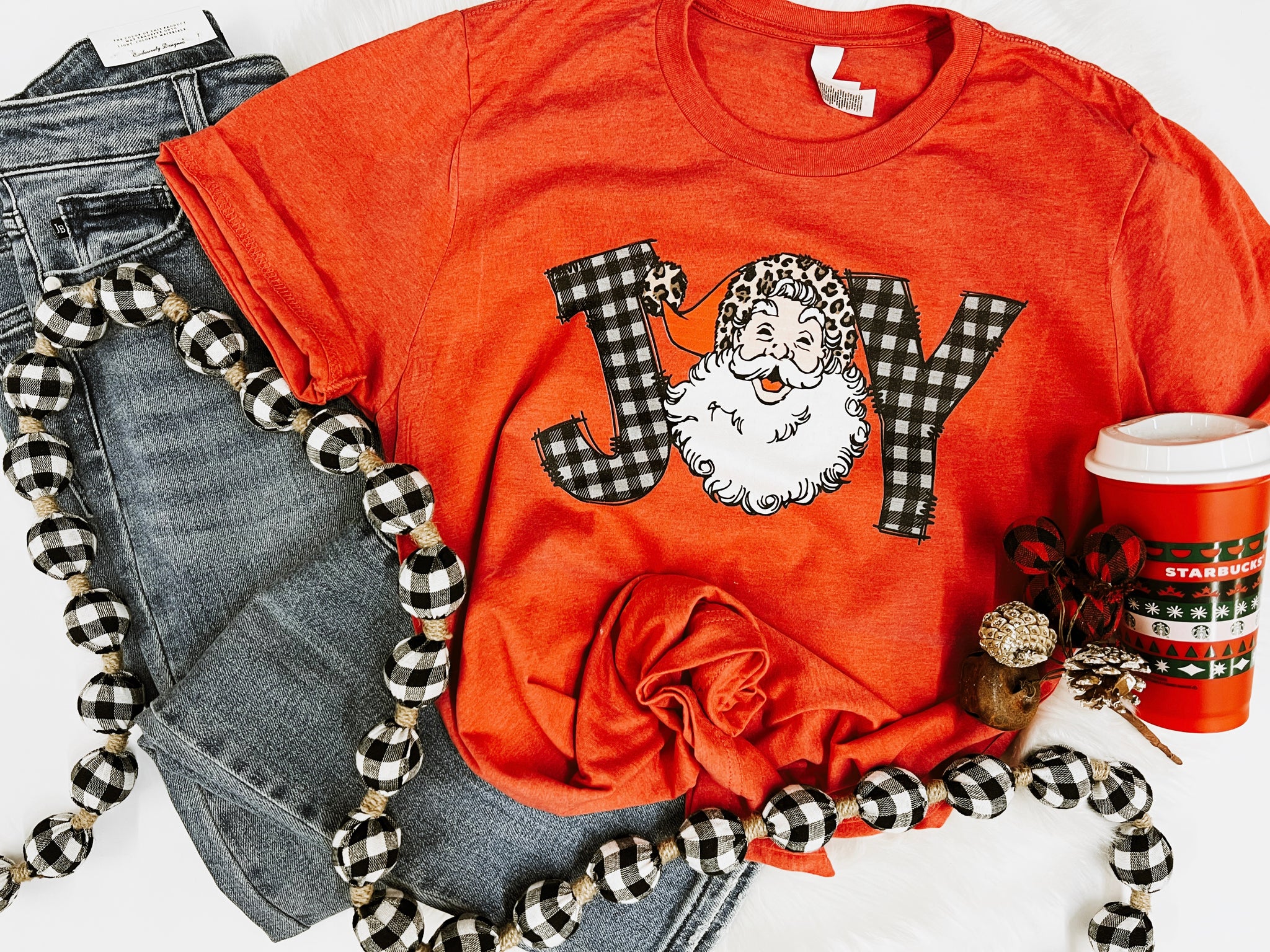 Santa 🎅🏼 JOY tee