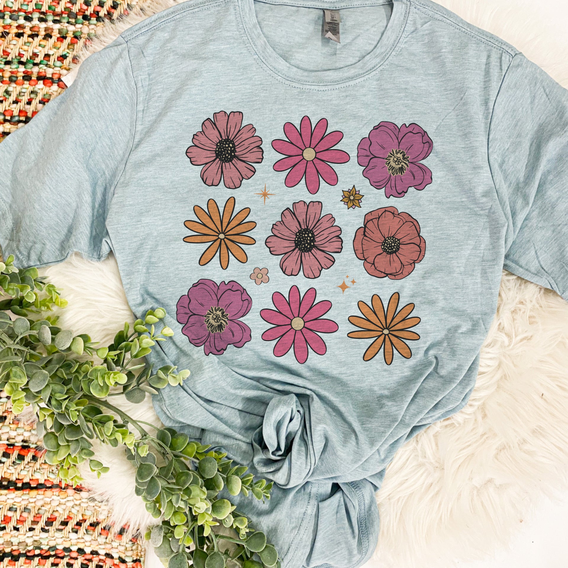 Daisies stacked tee