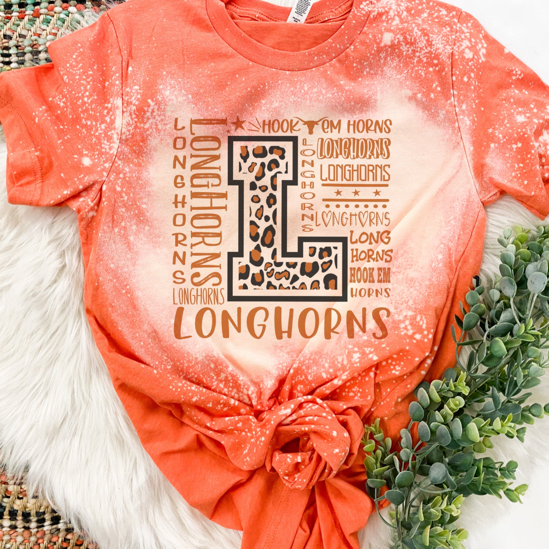 L multi Longhorns tee