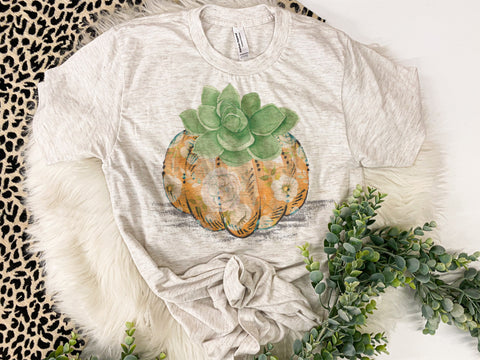 Succulent pumpkin tee on oatmeal