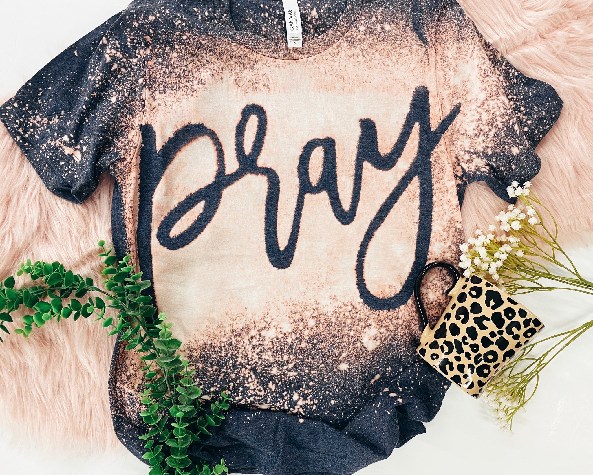 Pray bleached tee navy