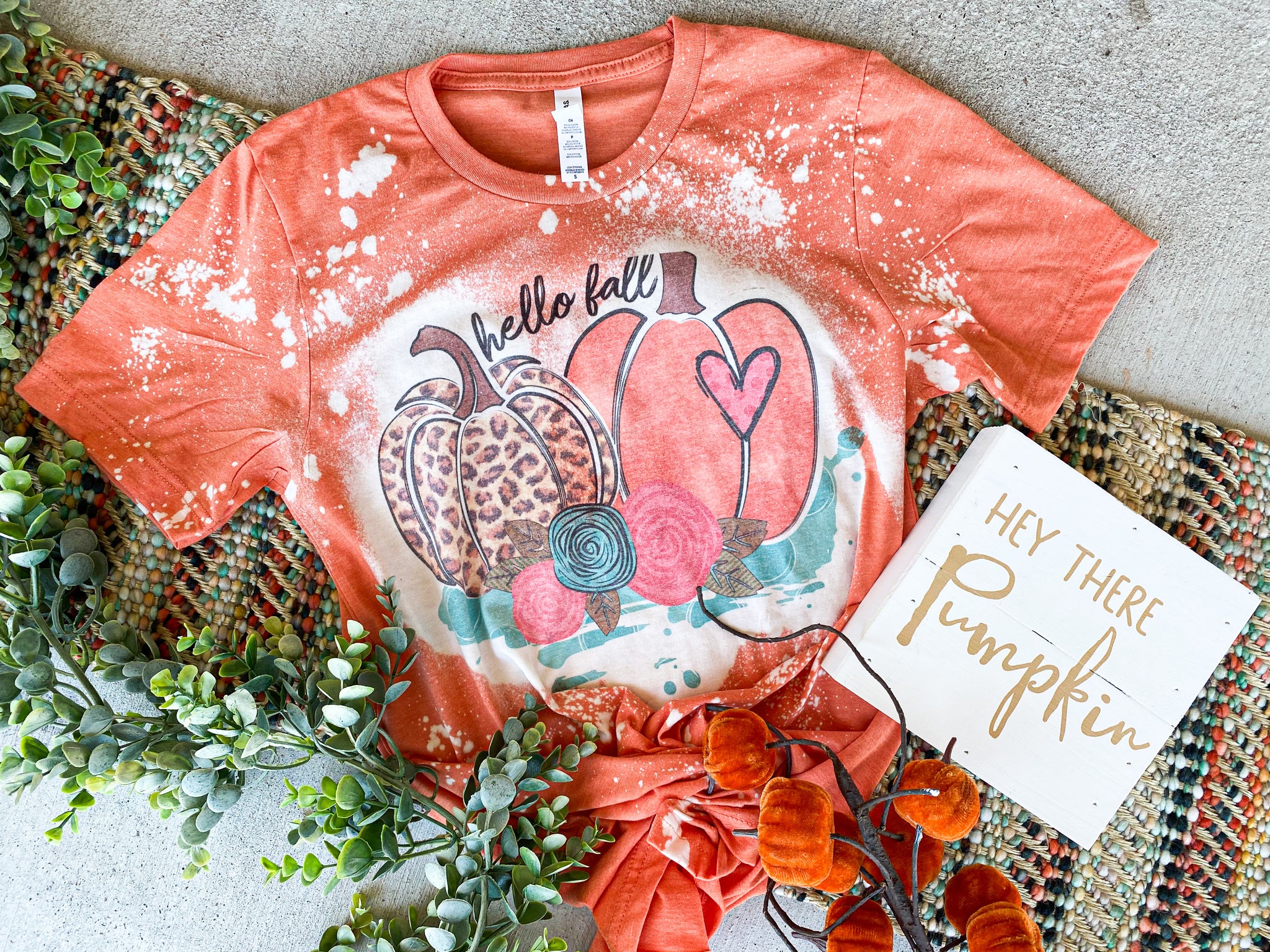 Hello fall chic tee